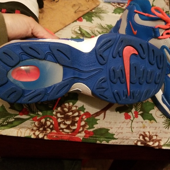 Nikes - Picture 3 of 3